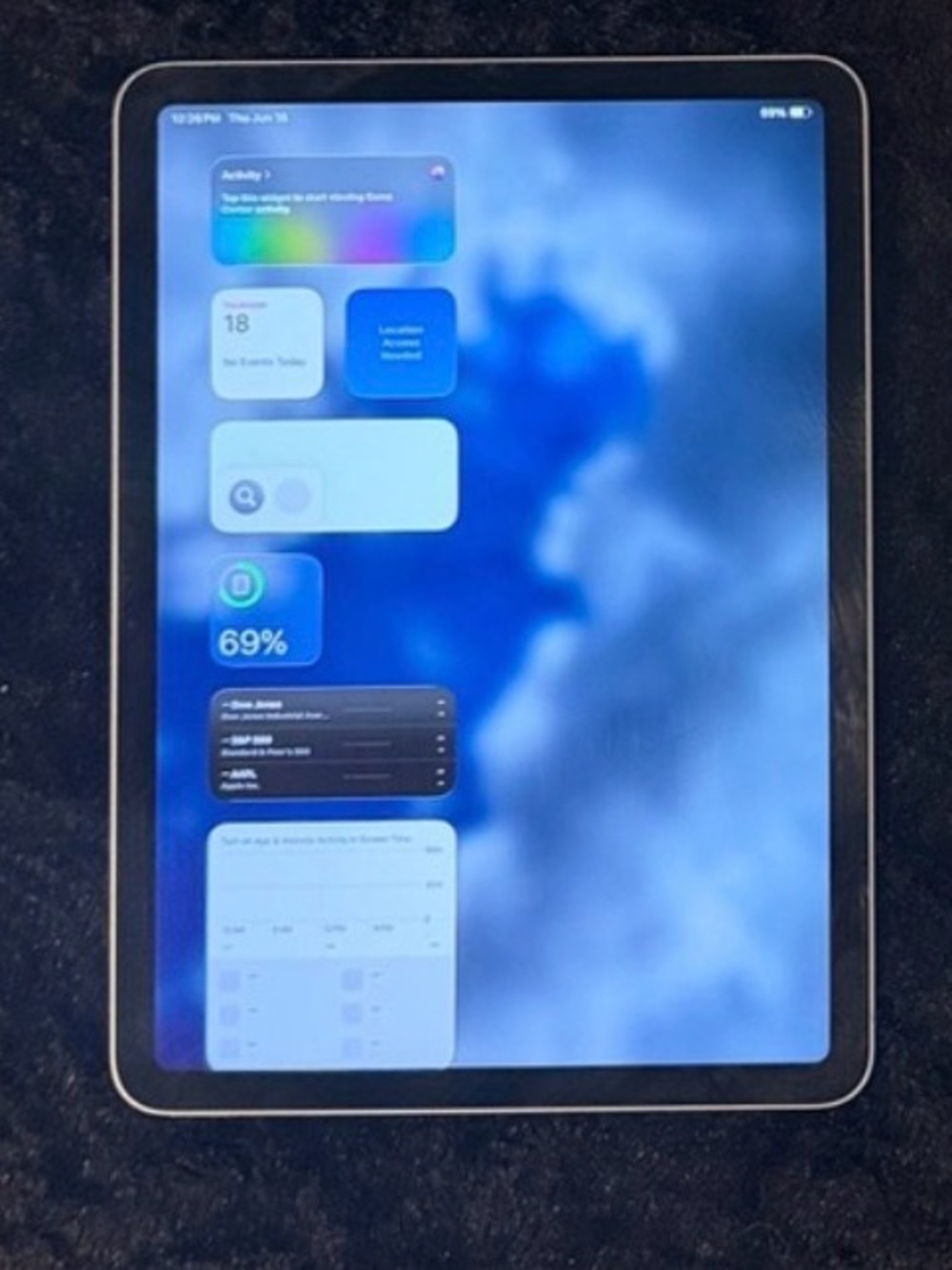 Apple iPad Air—11inch M4 256G—Space Gray-purple